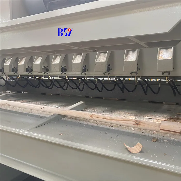 Automatic SLK2600/5F veneer rotary peeling lathe with press bar/10feet wood log debarking and peeling machinery