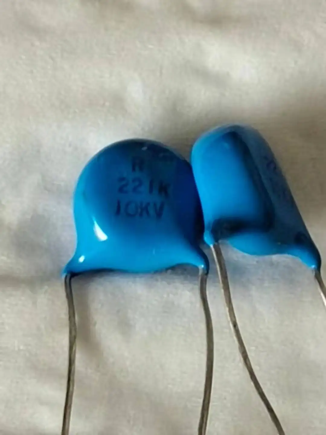 High Voltage Capacitor Polyester Film Capacitors Supplier Super Capacitor