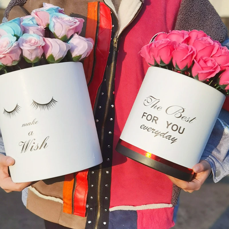 15 Years Factory Free Sample Luxury Custom Logo factory price bai wo Round Paper Rose Flower Box