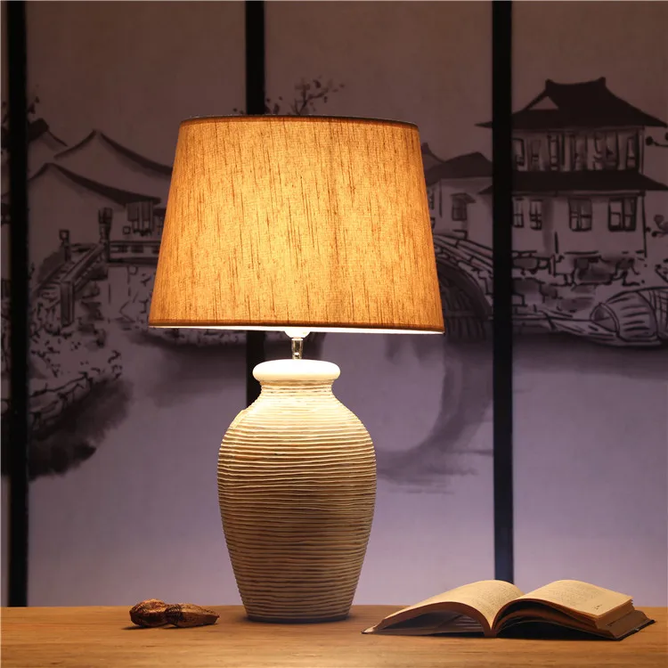 Wholesale nordic design hotel home decoration desk light modern bedside resin table lamp