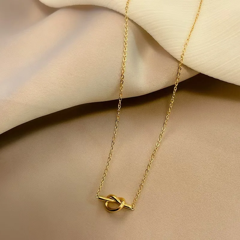 N616 Fashion jewelry necklace wholesale geometric button twisted necklace earrings personality simple light luxury jewelry gifts