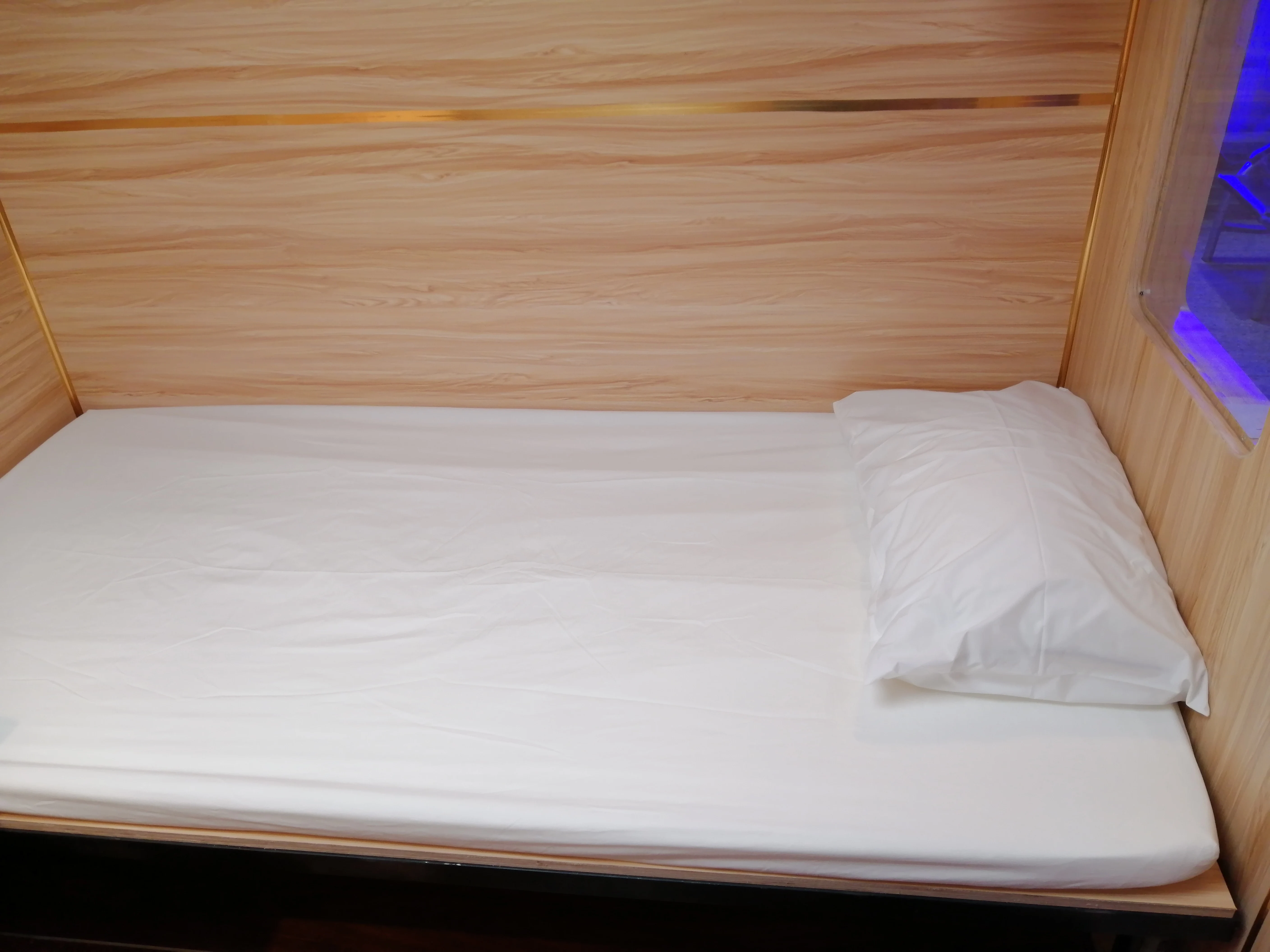 
WIMI Wooden Hostel Min Capsule Hotel Capsule Hotel Bedroom Sets Bunk Beds Sleeping Box 