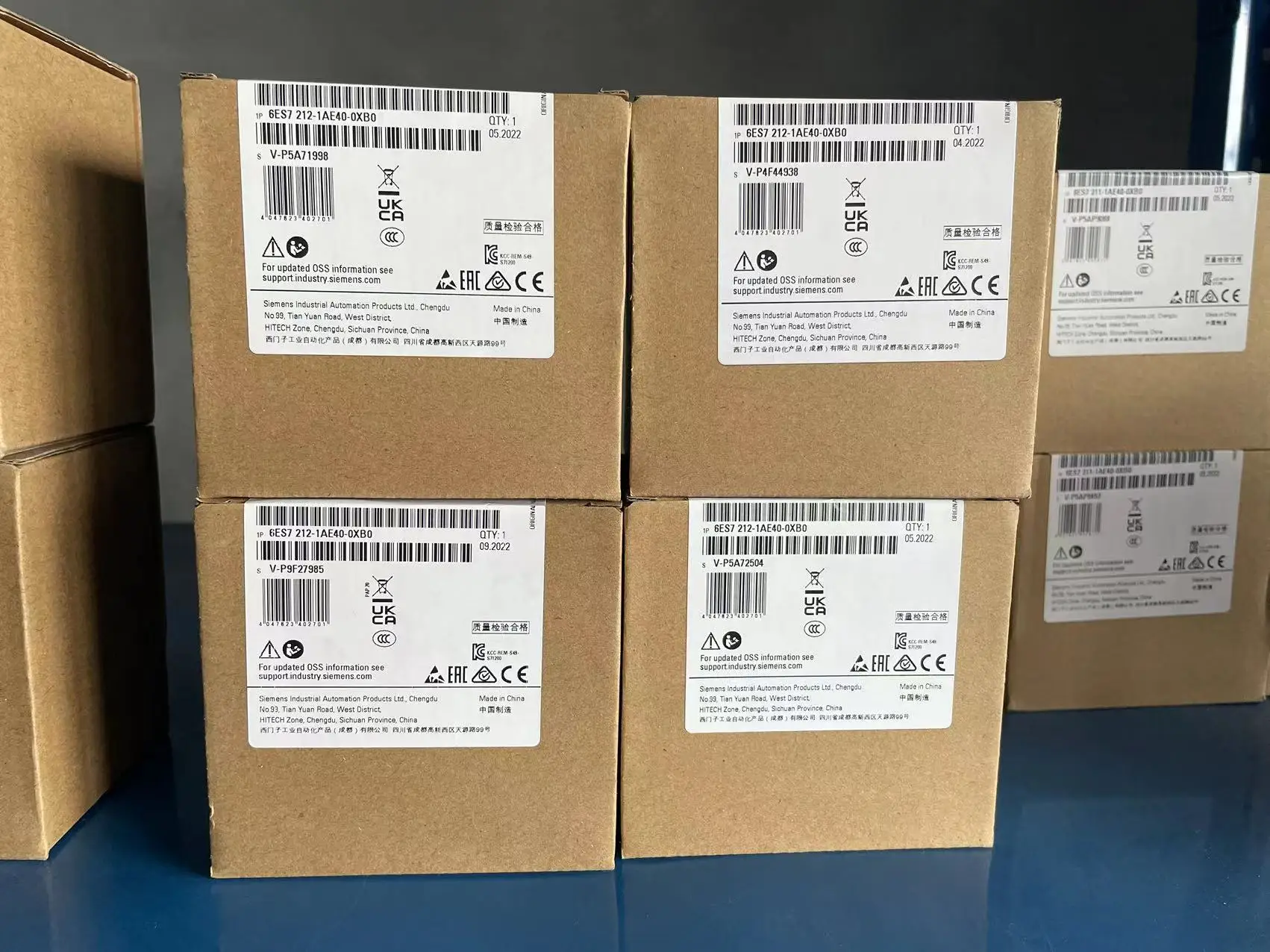 Original siemens SIMATIC S7-1200 6es7214-1ag40-0xb0 compact CPU module 6es7212-1ae40-0xb0 module siemens 6es7 214-1ag40-0xb0