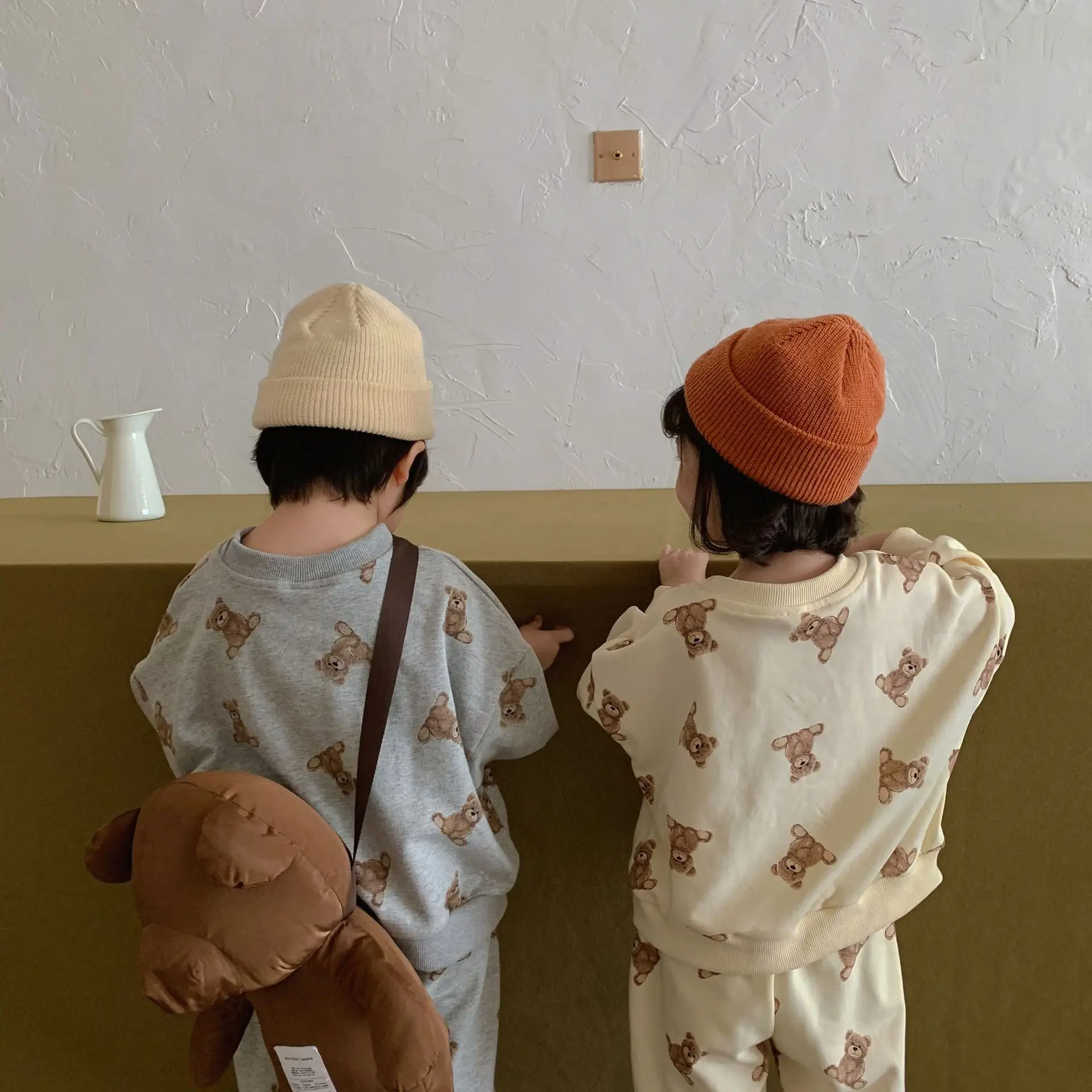 custom kids private label logo little girl pullover sweatpants and printing long sleeve hoodie set pants for children