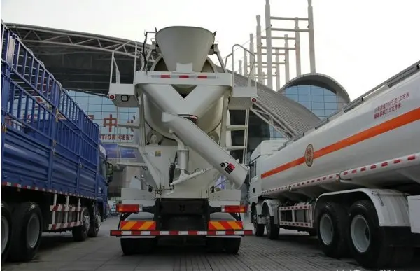 Бетономешалка shacman f3000 6x4 для продажи в Бангладеш 8 м3