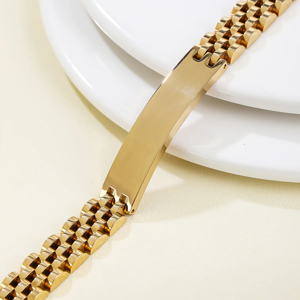 Luxury fashion Charm Bangle Hand Chain Cuban Thick Hip-hop Fashion Men Plated 18K Gold Stainless Steel Bracelet