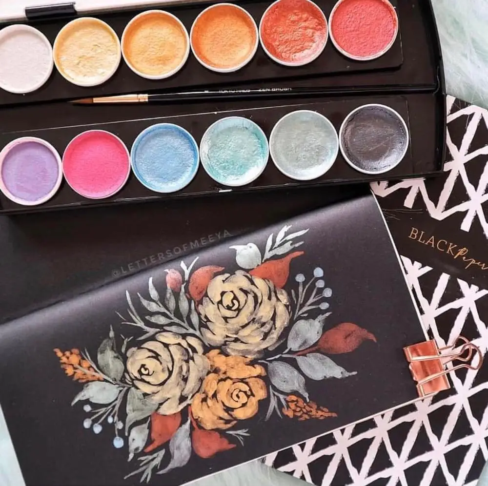 
Amazon Hot 12 Color Artist Metallic Watercolor Paint Set With Water Brush Pen for Painting Glitter Water Colour Pearlescent 