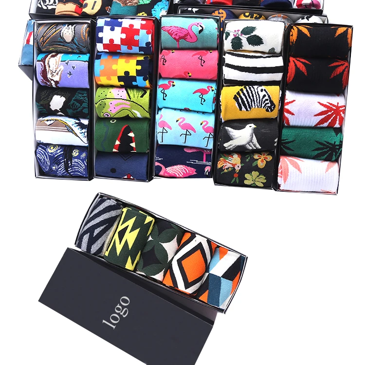 
UPGRADE Wholesale fashion custom gift box jacquard socks happy animal floral cotton socks men socks 