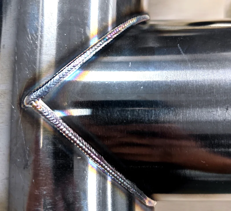 Ejon Hot Sale 1000W-2000W Hand-held Fiber Laser Welding Machine for Metal Pipe