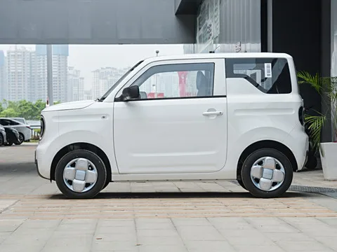2025 Geely Auto Panda 210 км Karting левое рулевое управление многофункциональное кожаное колесо задняя камера