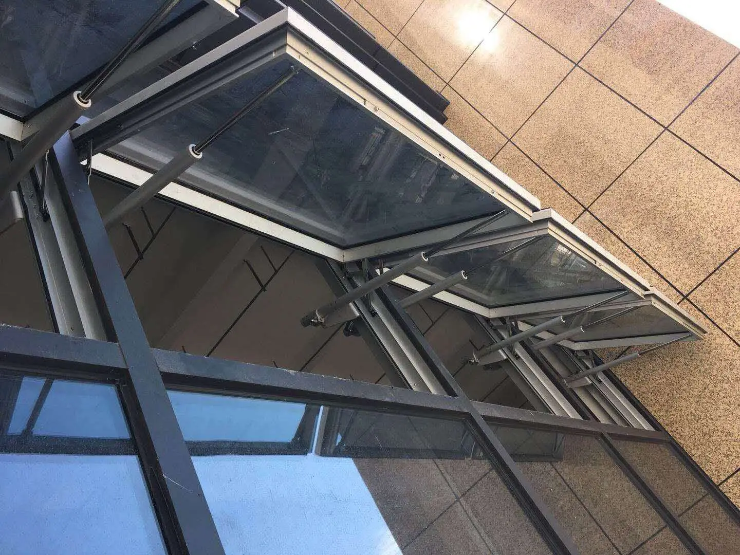 Factory Price Electric Linear Actuator Automatic Tubular Window Opener for Skylight