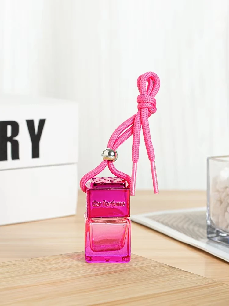 8ML car Air freshener empty bottle 8ML Rose-red hanging car fragrance perfume Square bottle with metal cap