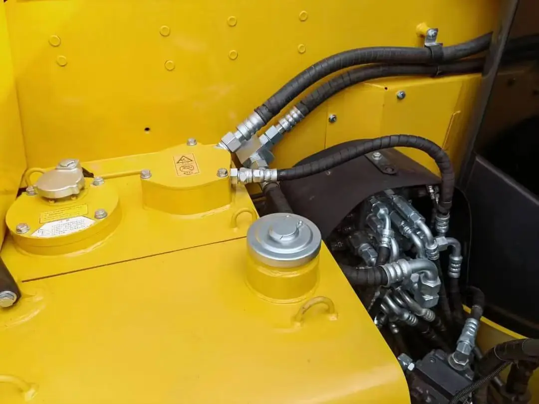 Мини-экскаватор KOMATSU PC70-8 7 тонн Подержанный японский экскаватор с гусеничным двигателем и компонентами насоса