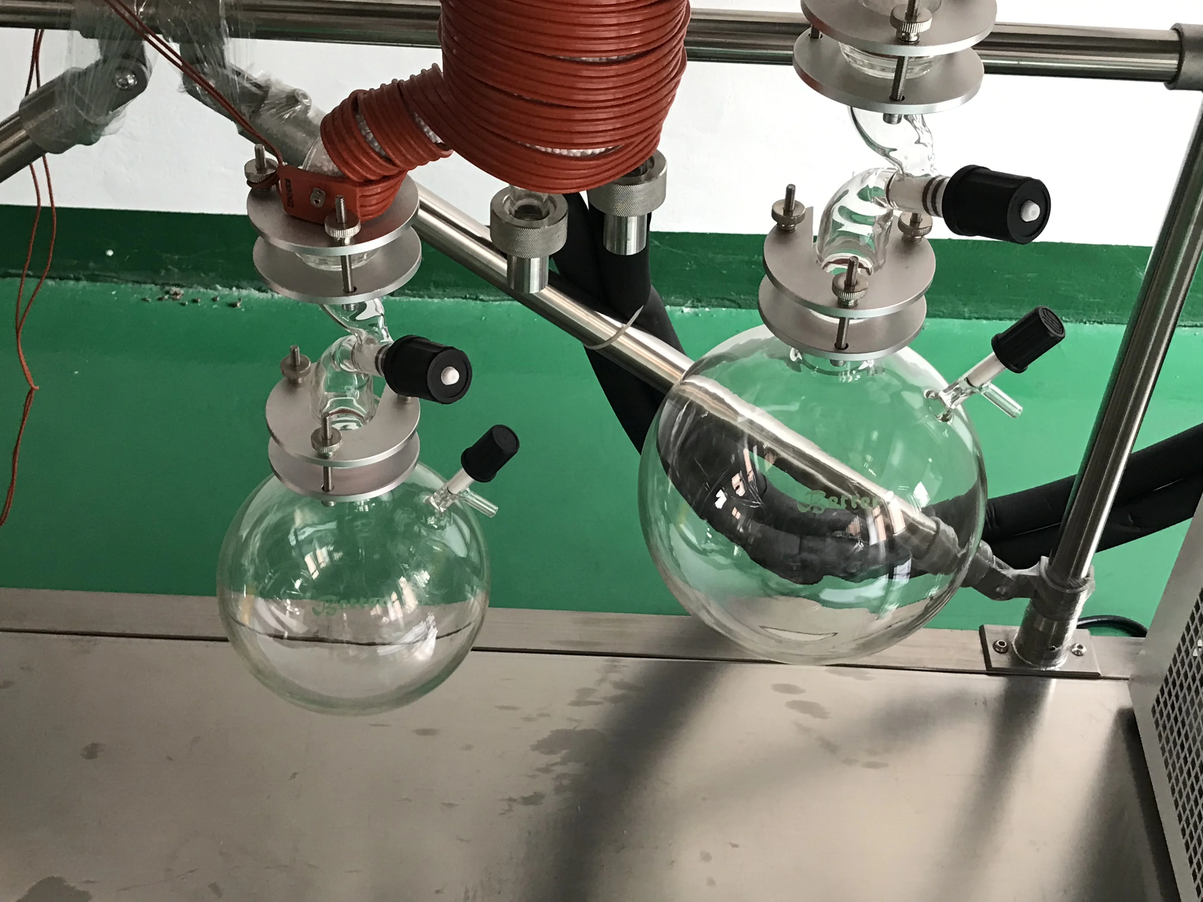 Short Path Fractional Distillation Yields Working Principle