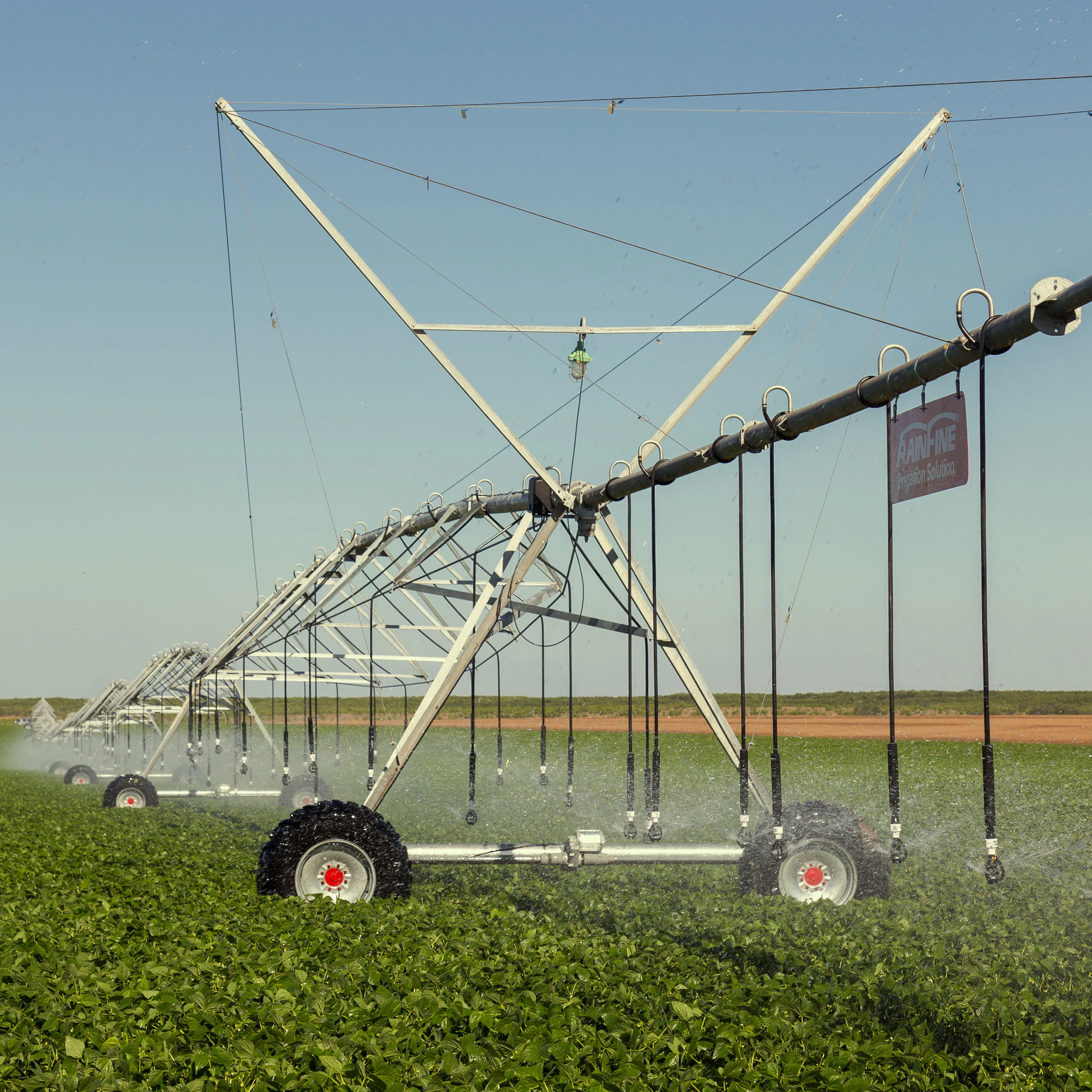 2022 Best Price Towable Center Pivot Irrigation System for big size land