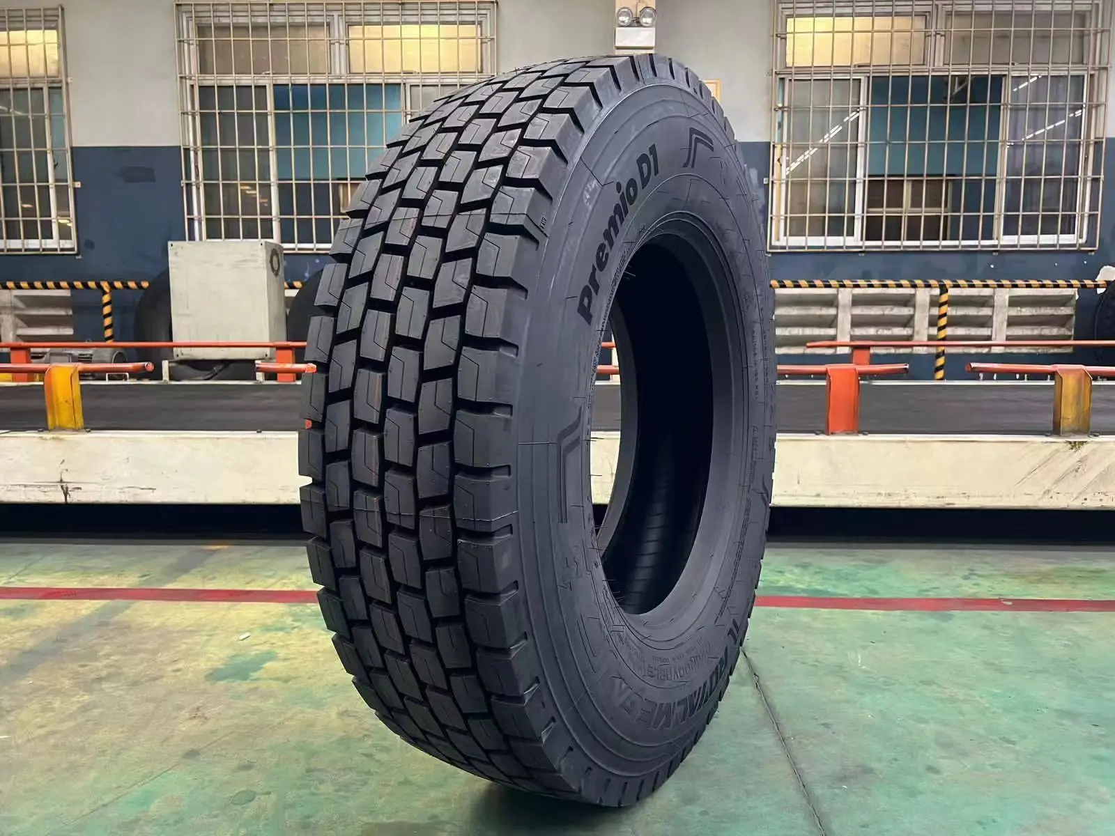 New inmetro tires pneus para caminho de marca drc vietn 29580 295 80 225 275 80 r225 drc royal mega