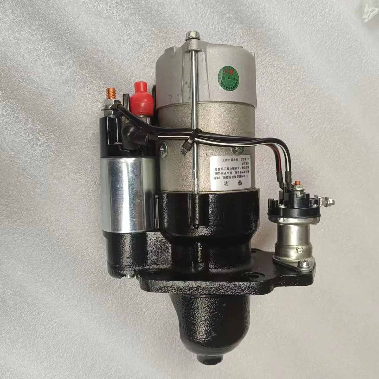 High Quality Bus Engine Parts Cum-mins Engne Starer ISBE ISDE Engine Starter Motor For Yutong