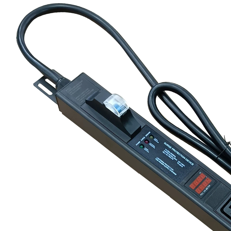 L6-30p 30 amp 8-bit IEC320-C19 air switch overload protection voltage and current display lightning protection US PDU socket