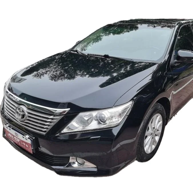 2012 черный 2.5L при автоматической TOYOTA CAMRY Подержанный