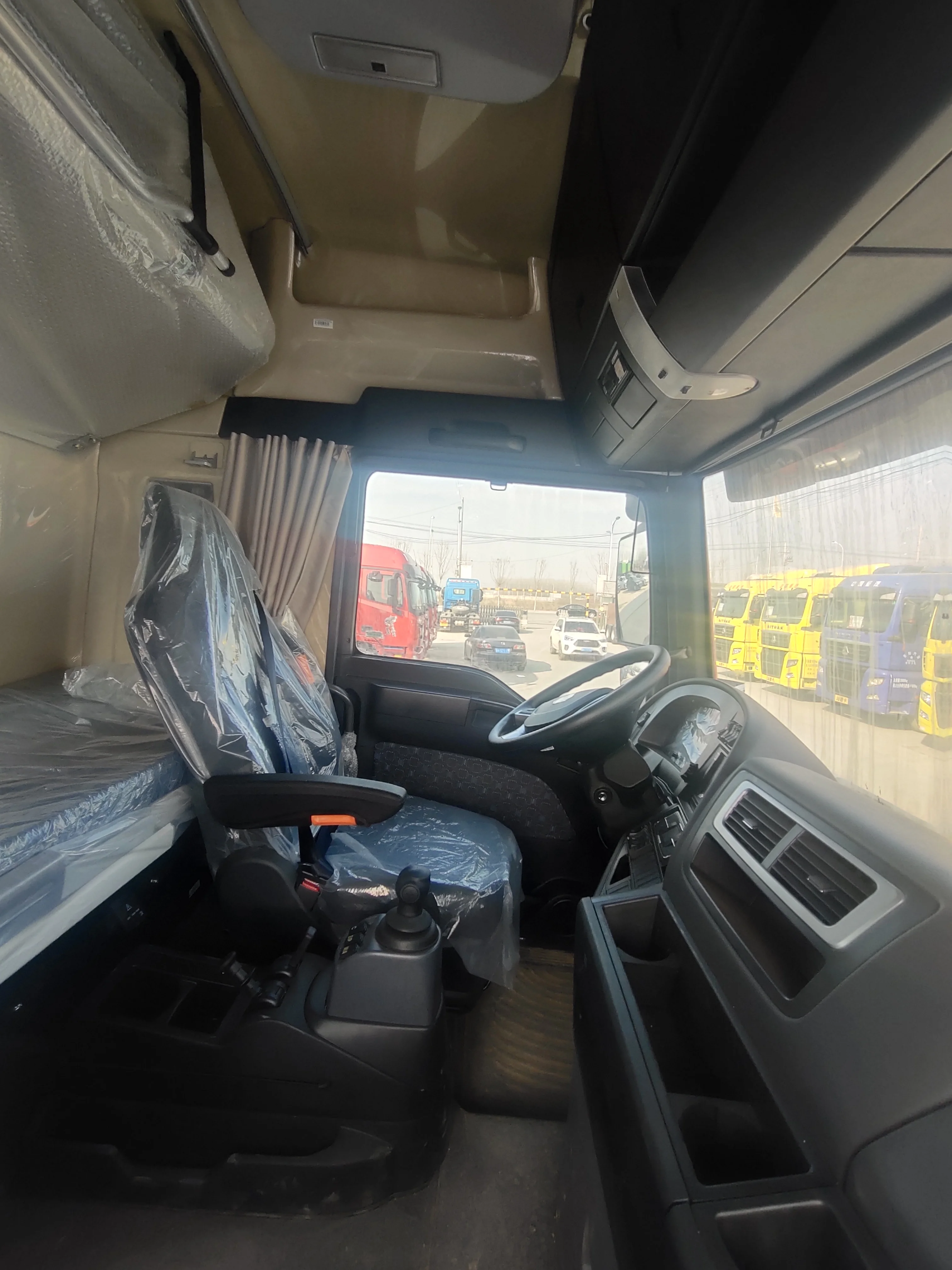 Sinotruk SITRAK C7H 430HP Euro 5 Tractor Truck Direct Sale for Uzbekistan with 50t Load Capacity Left Hand Drive