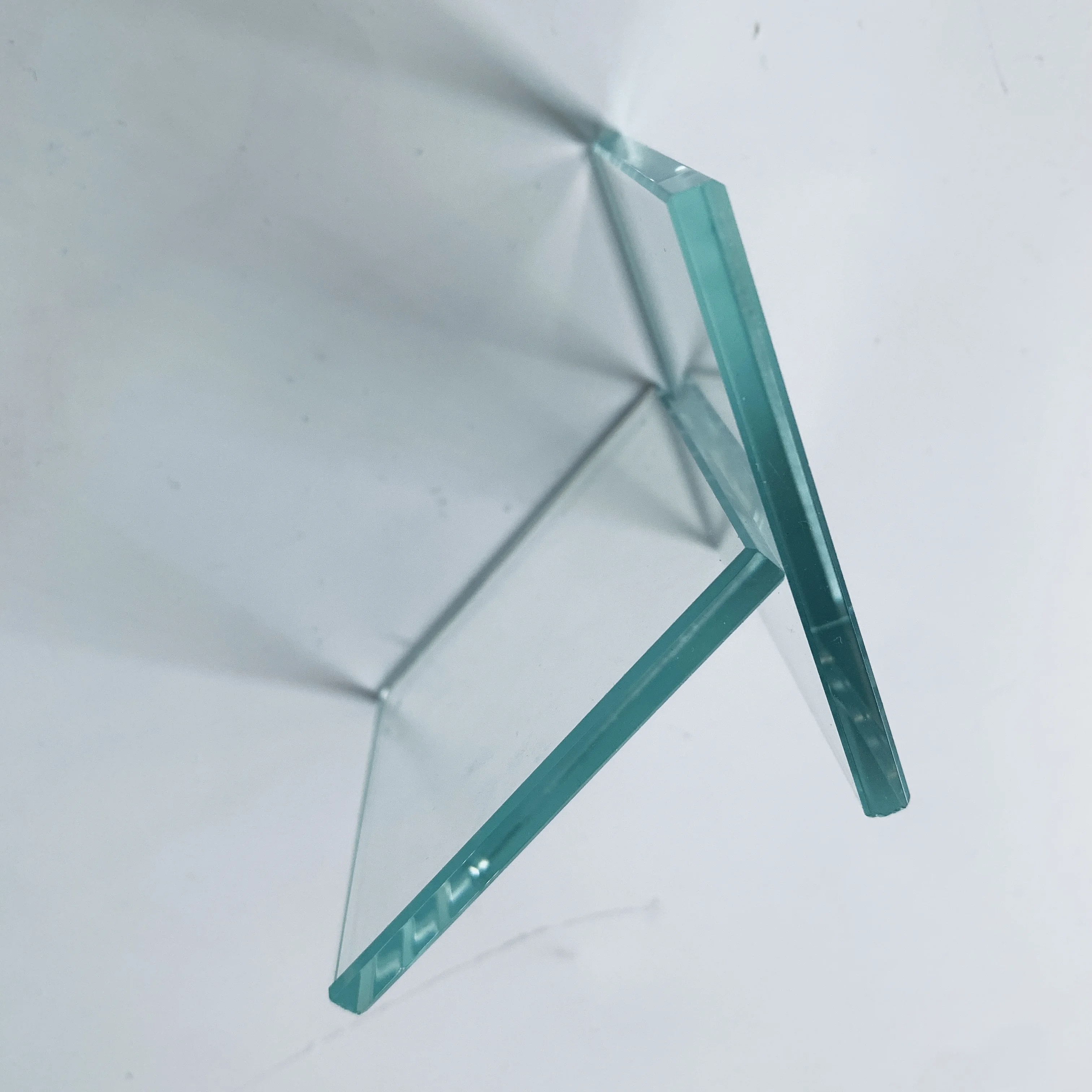 high quality 1mm 5.3mm 0.4mm aquarium  ultra clear tea  float glass 1220*2440mm shanghai clear guangzhou top glass india 0.3mm