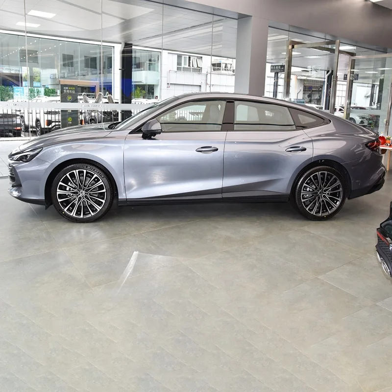 New Version MG 7 2023 Gasoline Car Sedan Mg 7 Auto 2023 Price In China New MG 7 Car Gasoline Engine Vehicle New Cars