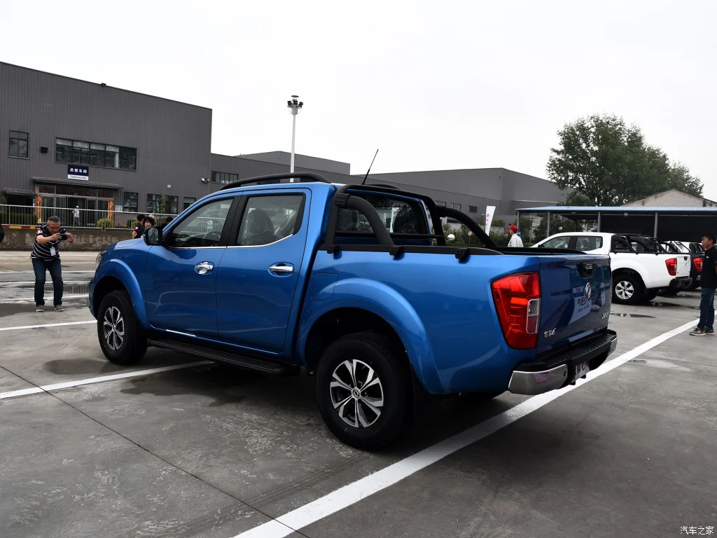 Пикап Dongfeng Rich6 дизельный 4x4 китайский производитель пикапы подержанные самые дешевые голова для взрослых