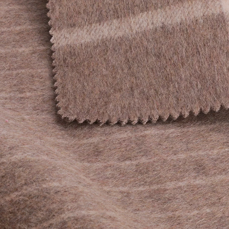 Wholesale 600GSM more colors 50% Wool 40% Polyester yarn dyed women checked coats fabric for clothes