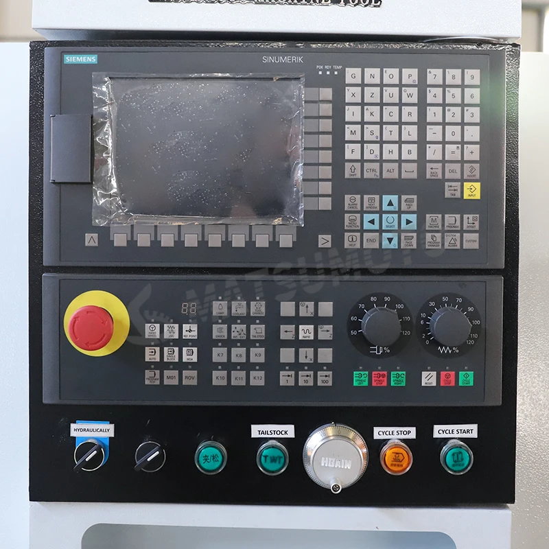 High Precise Small Mini Gang Tool 4KW GSK Cnc Lathe CK6132 Flat Bed Lathe Machine