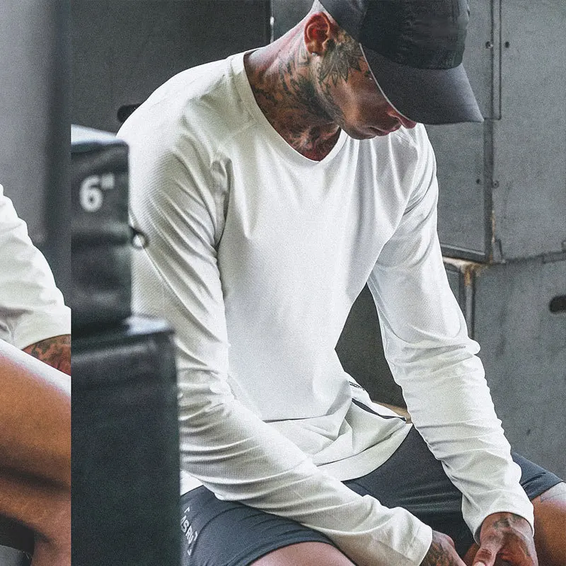 J&H fashion new round neck long sleeve top camouflage printed fabric sports wear plus size men clothing autumn 2021 casual wear