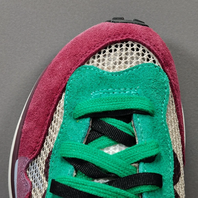 Wholesale Original High Quality Sacai Green Yellow Waffle Casual Running Sports Shoes Sneakers for men