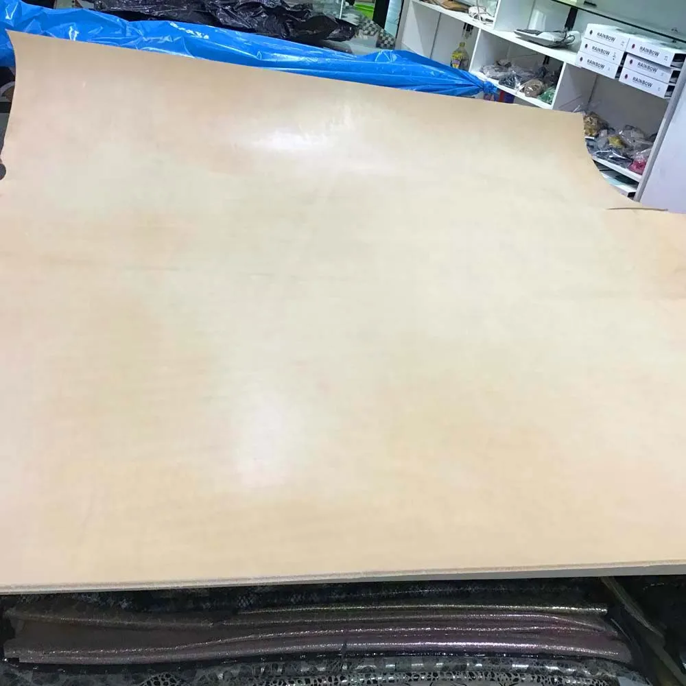 Импортная трехсторонняя прямая основная воловья кожа из натуральной коровьей кожи для ремней сумки