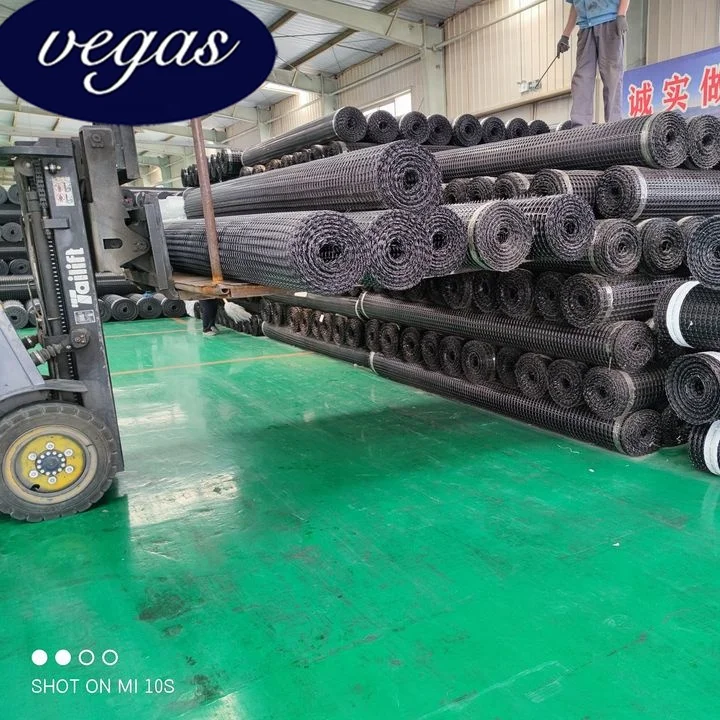 Vegas PP Biaxial Unixial Geogrid 35kn 15kn  Plastic fencing net for chicken farm geogrid price