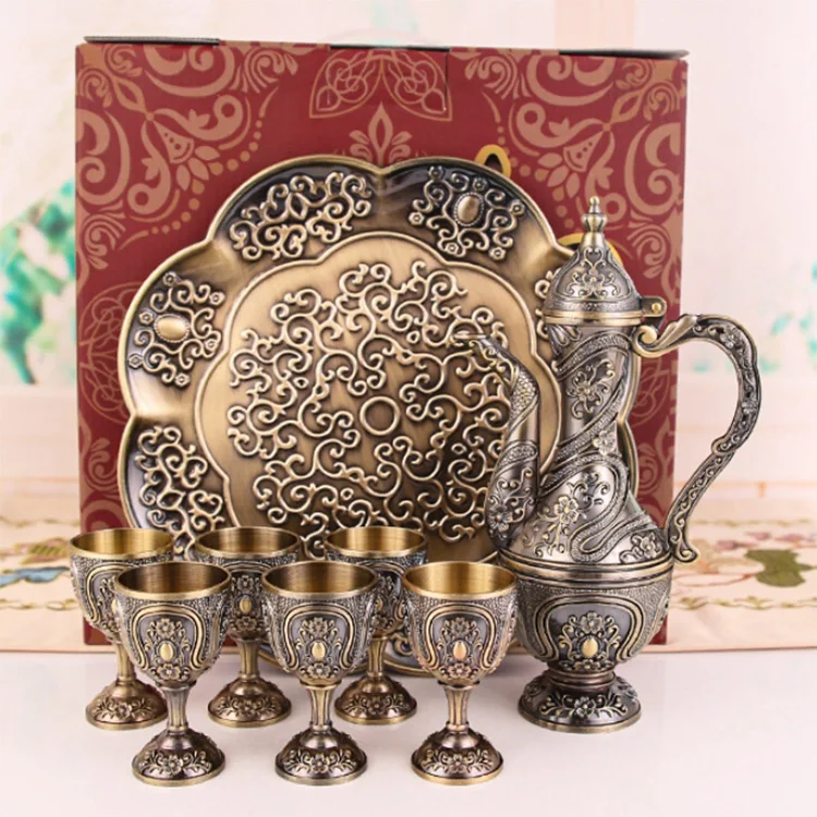 High Quality Metal Wine Set Bar Set Creative Gift Luxury Wedding Decoration Golden Home Party Wine Bottle Cups Tray