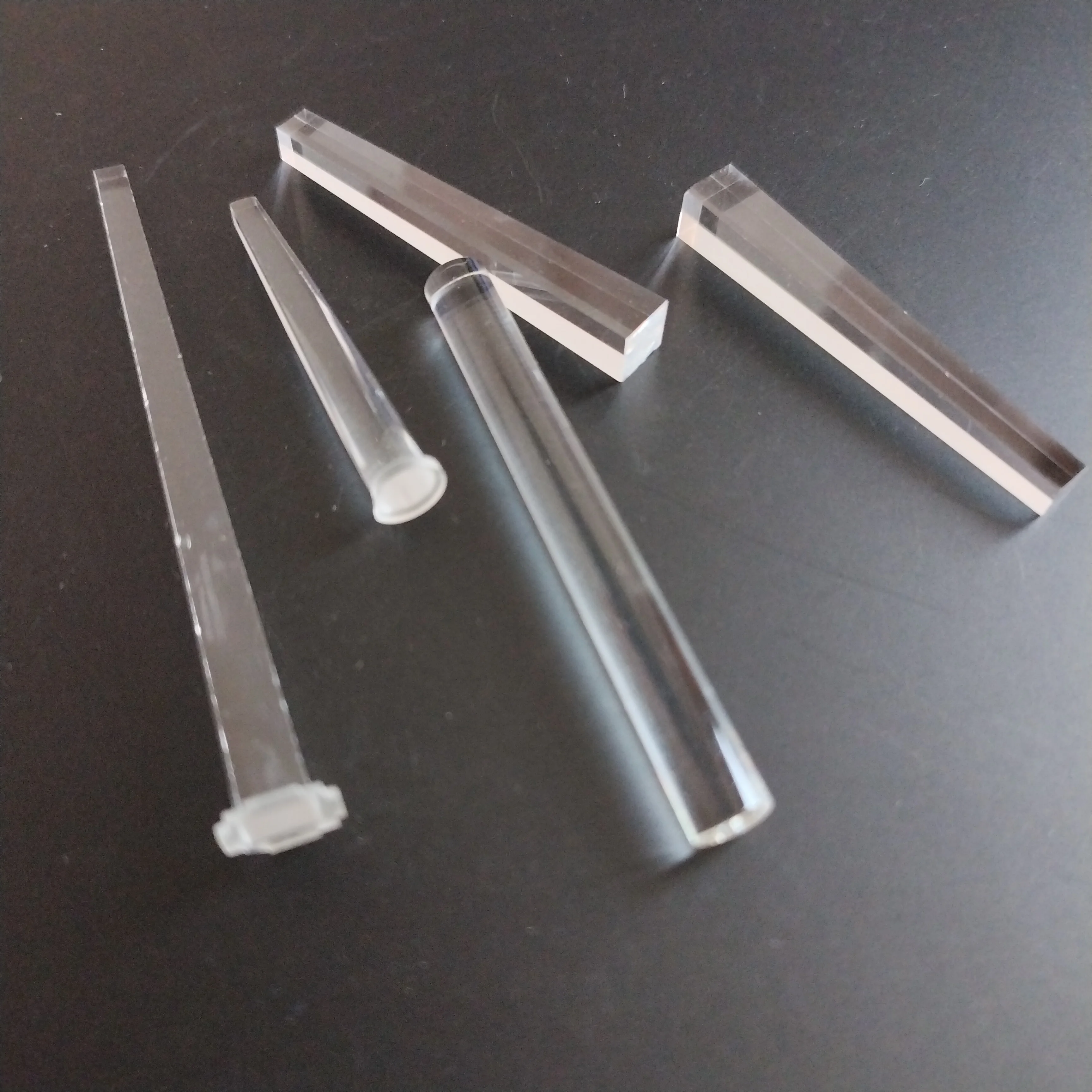 Custom And Wholesale Optical Bk7 Glass Solar Rod Power Prism