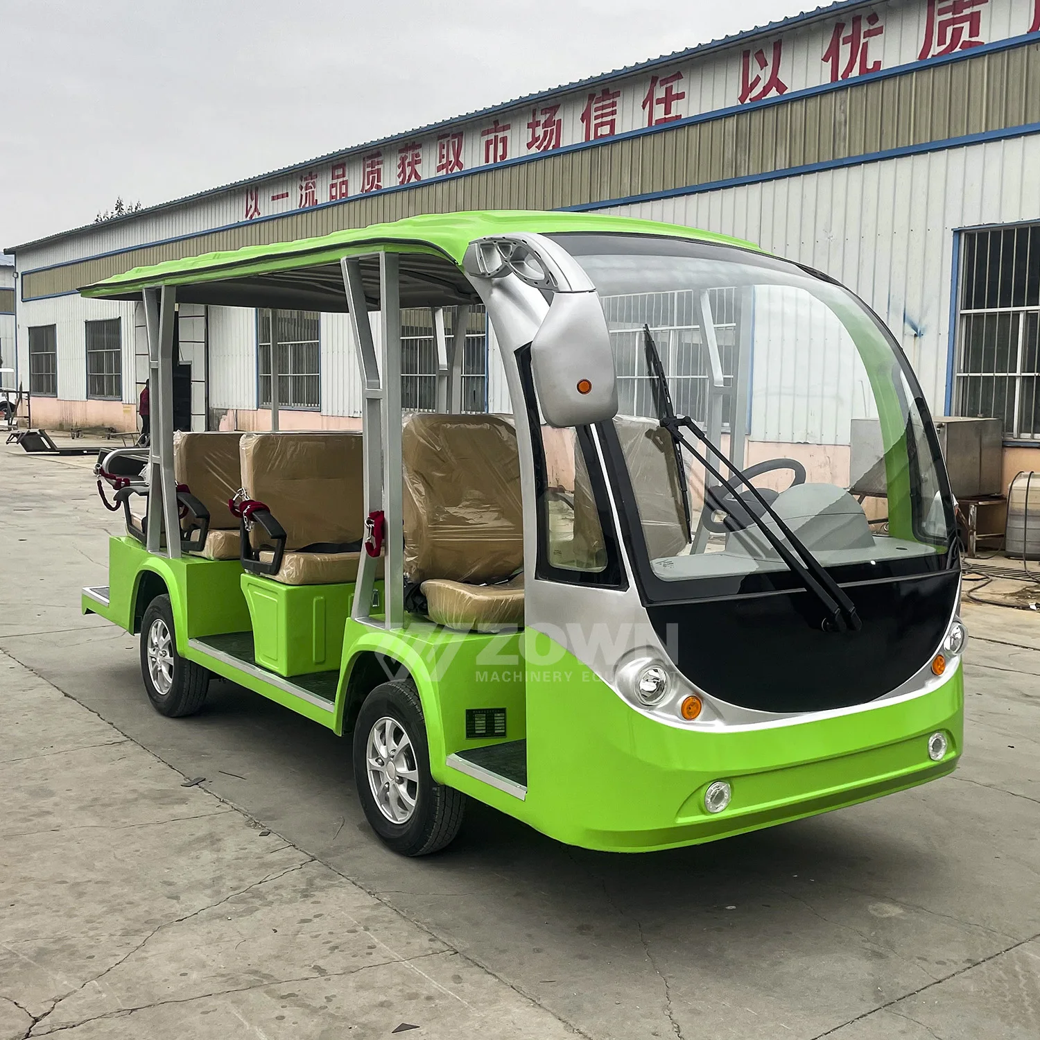 2024 new model shuttle bus luxury long distance electric 35 seater public transport bus with doors and windows