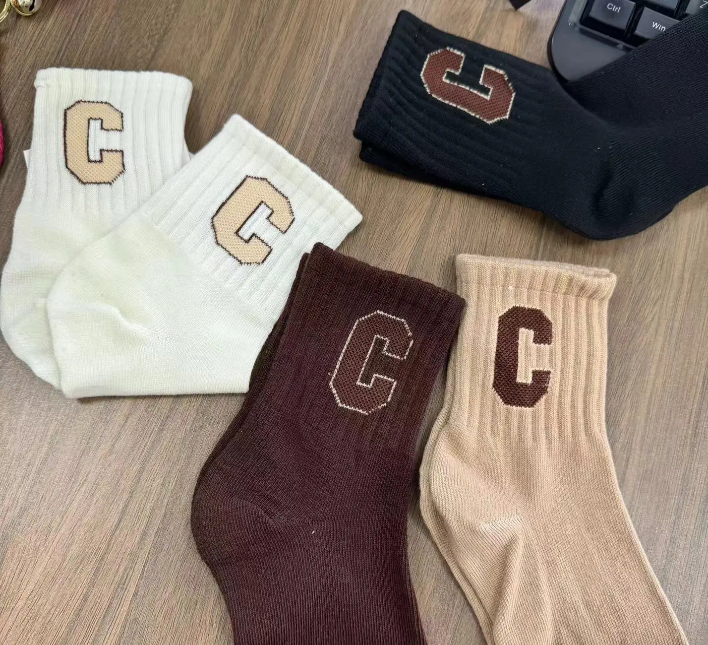 Мужские спортивные носки до середины икры