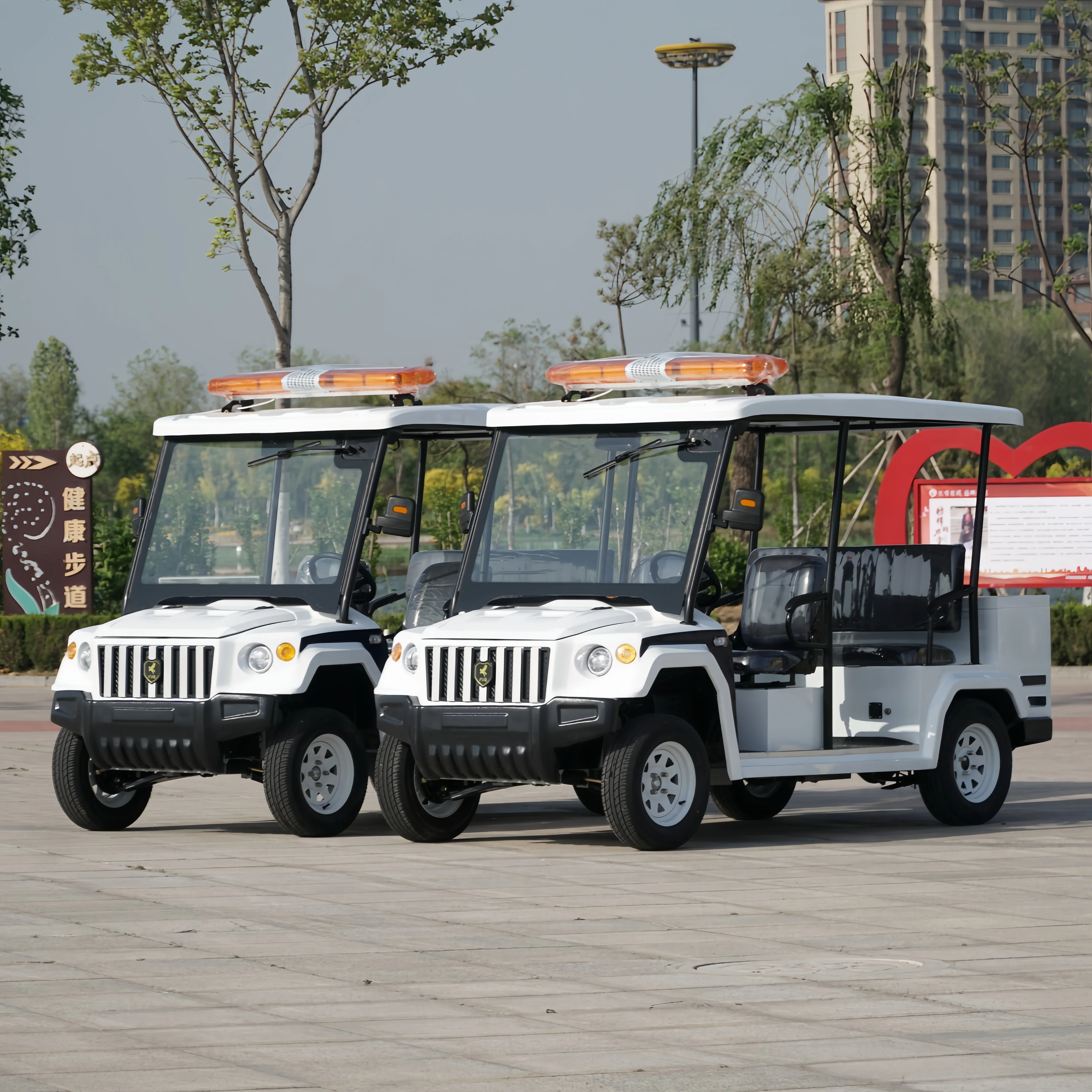 CE certified factory wholesales 4 electric patrol vehicles for safe night driving and essential travel in residential areas