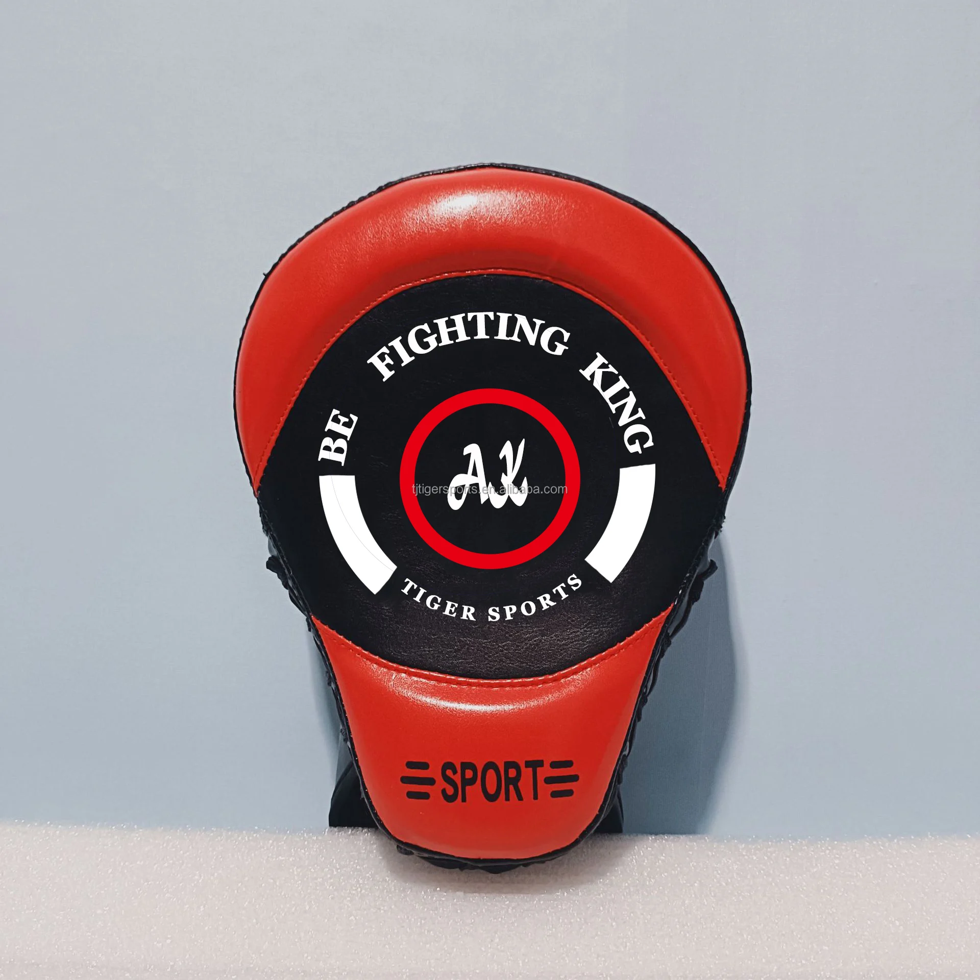 Wholesale Hand Target MMA Focus Punch Pad Boxing Training Gloves Mitten Karate Muay Thai Kick Fighting mitts