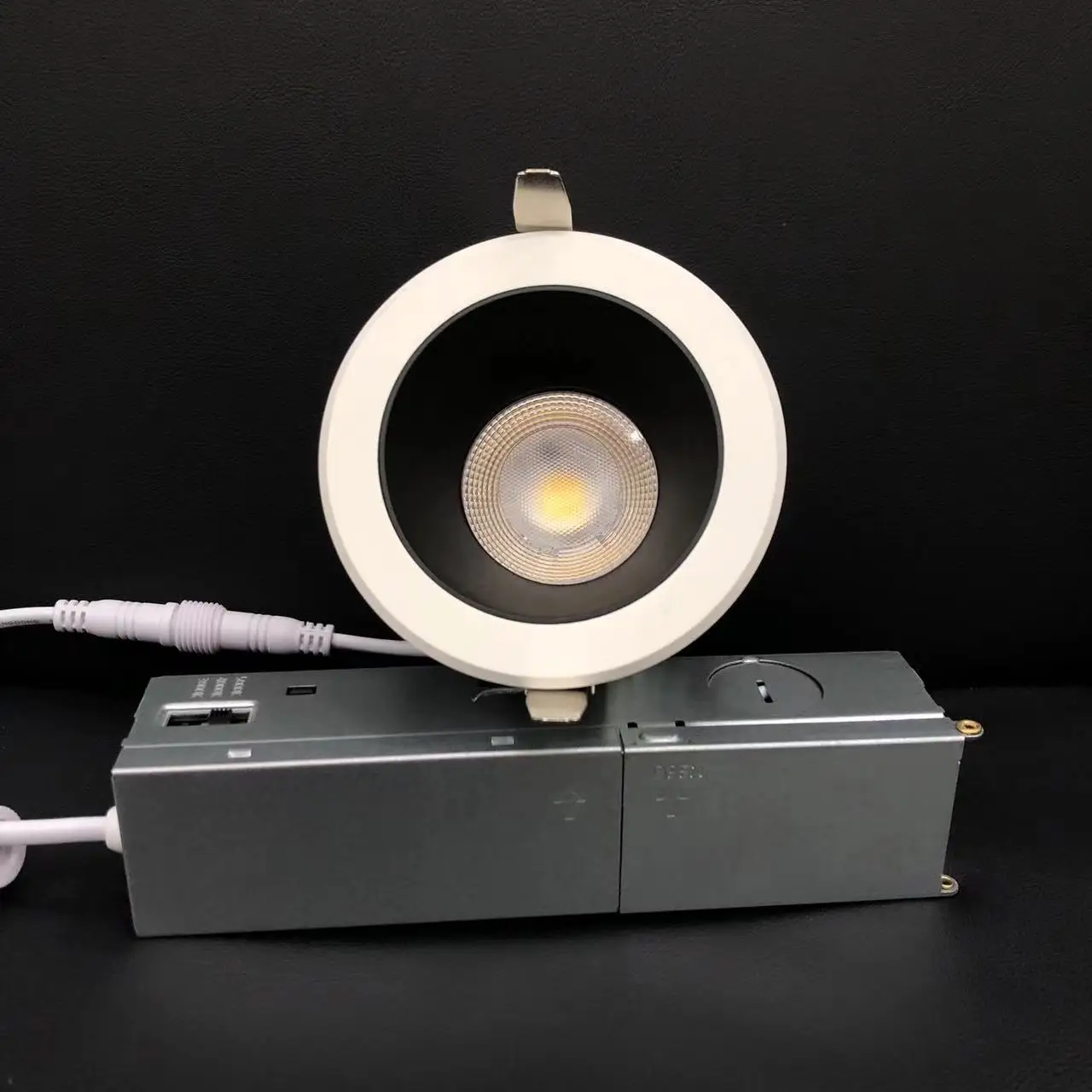 ETL ES LED downlight 3inch 12w 15w waterproof ip65 wet location air tight 5cct adjustable 2700K3000K4000K5000K6000K COB chips