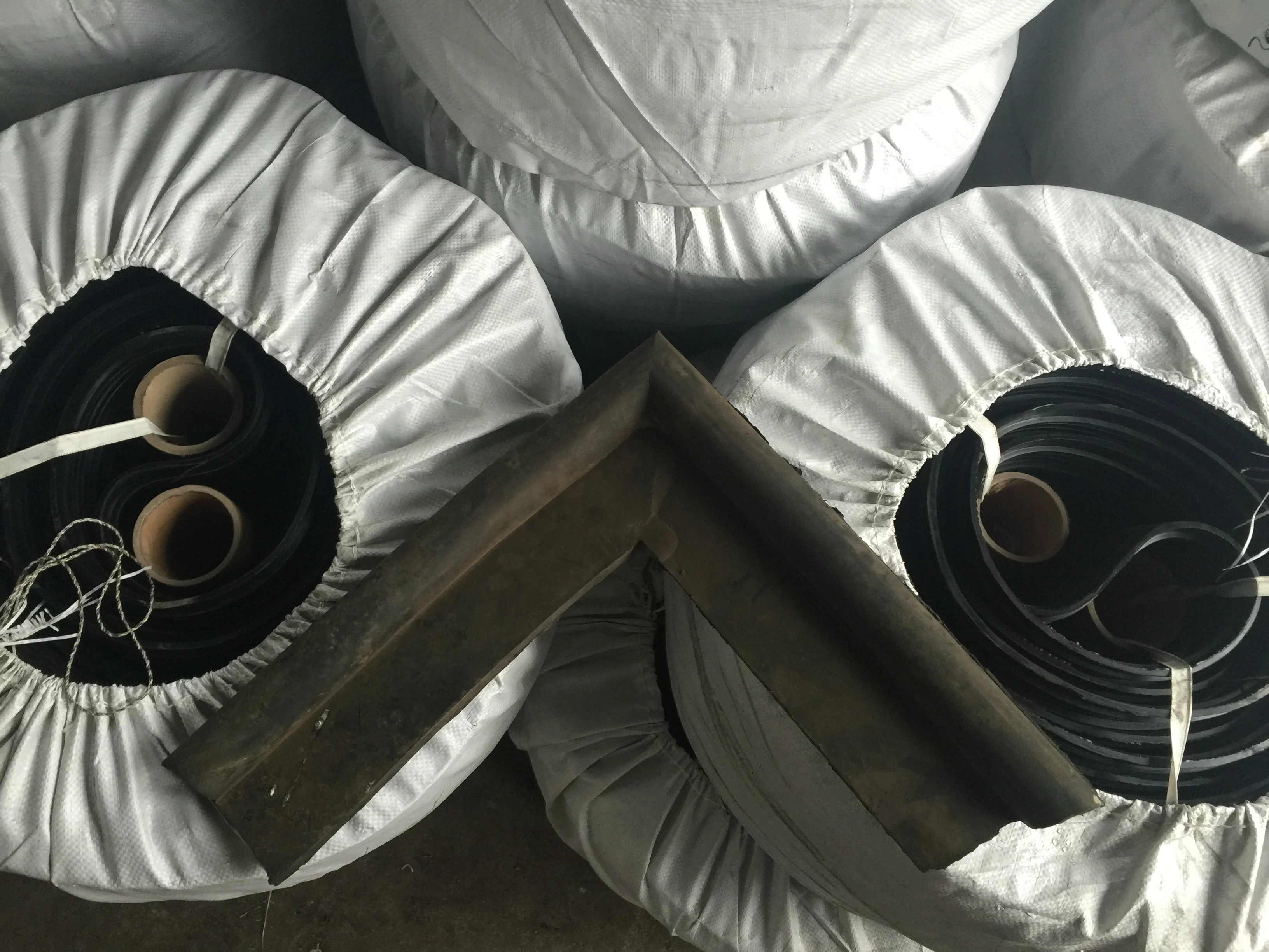 P rubber gate seals for dam gates supplier made in China