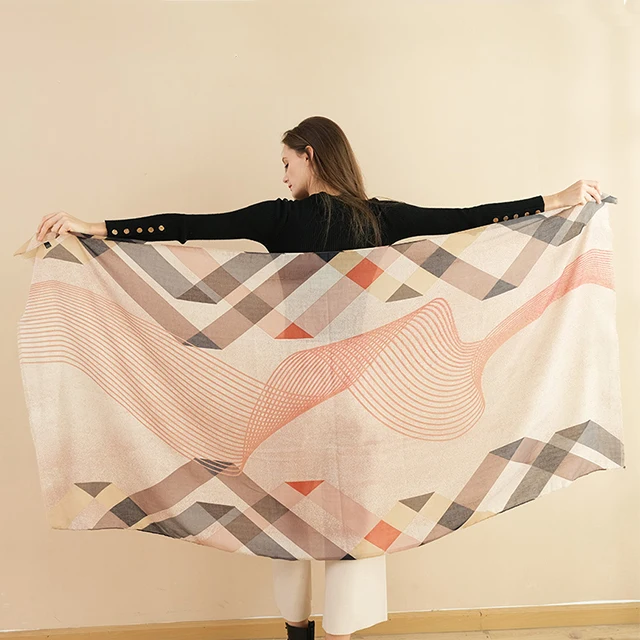 2022 latest design female autumn beautiful ladies shawl fashion scarf for women