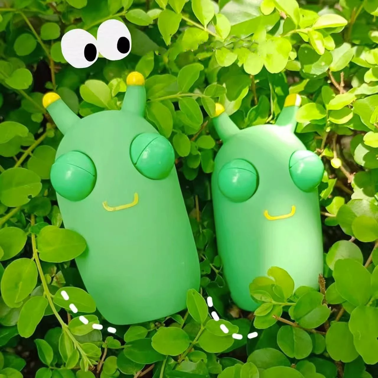 Funny Green Eye Bouncing Grass Worm Pinch Toy Popping Worms Squeeze Novelty Pop Sensory Stress Relief Fidget Toys for Adults Kid