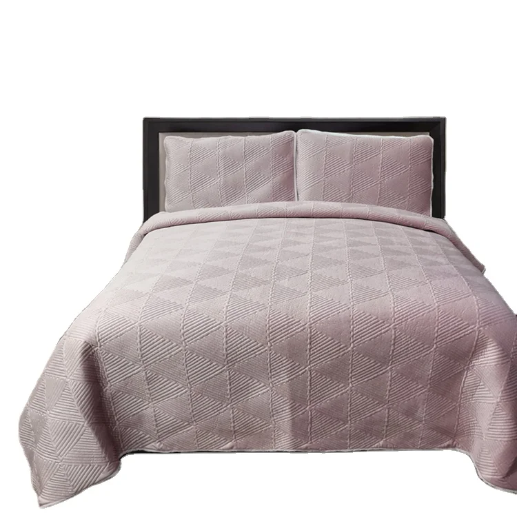 Покрывало стеганое из микрофибры 100% полиэстер