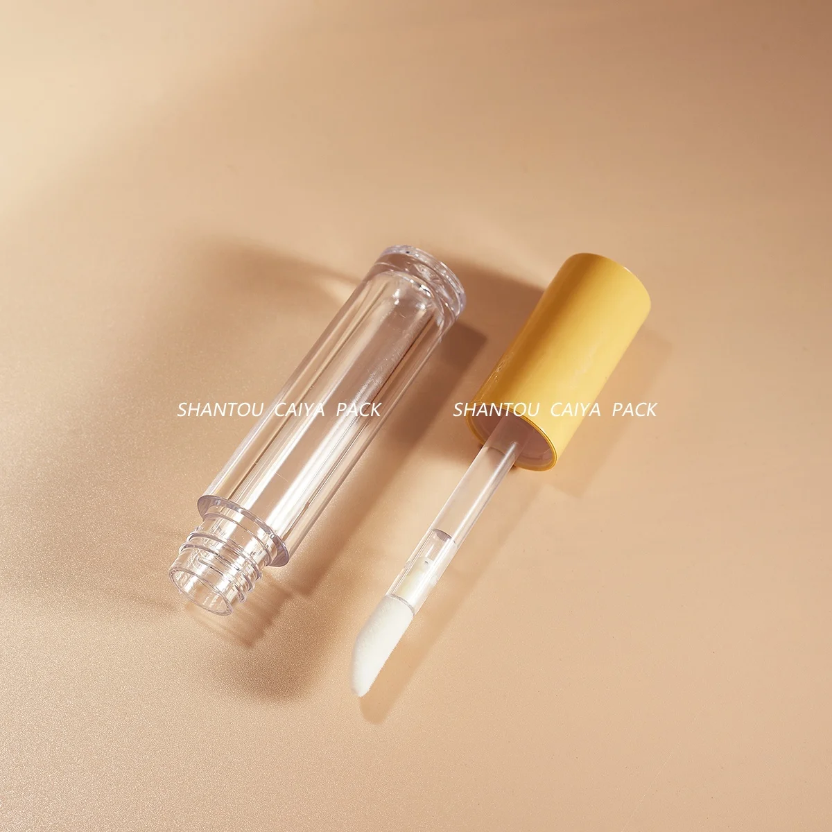 CAIYA UV Glossy Lip Gloss Container Tube Lipgloss Tube with Large Brush 4ML Popular Hot Pink Private Label Empty Lip Tint Bottle