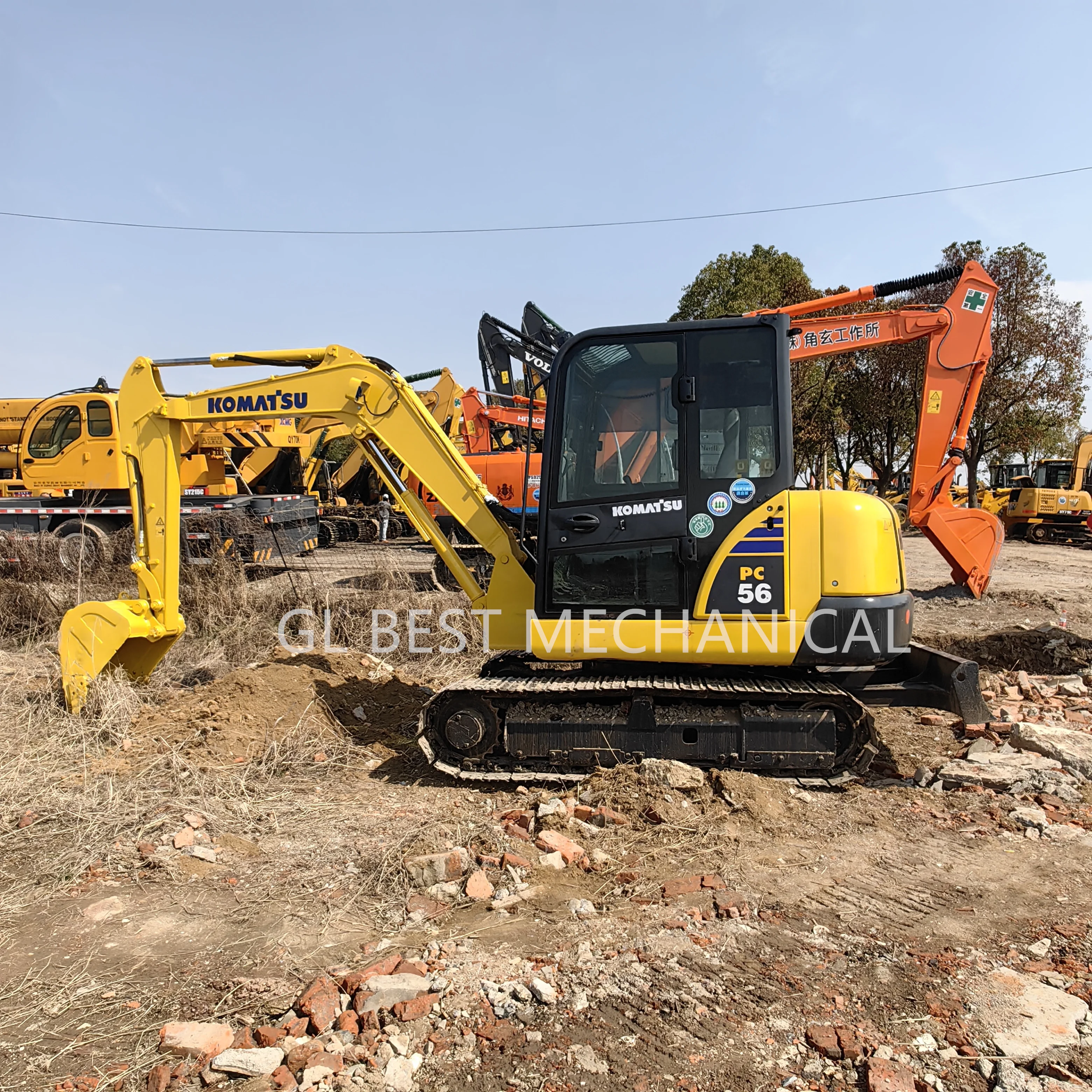 Экскаватор б/у KOMATSU Pc56 японский экскаватор для дорожного строительства хорошее качество pc56по низкой цене распродажа
