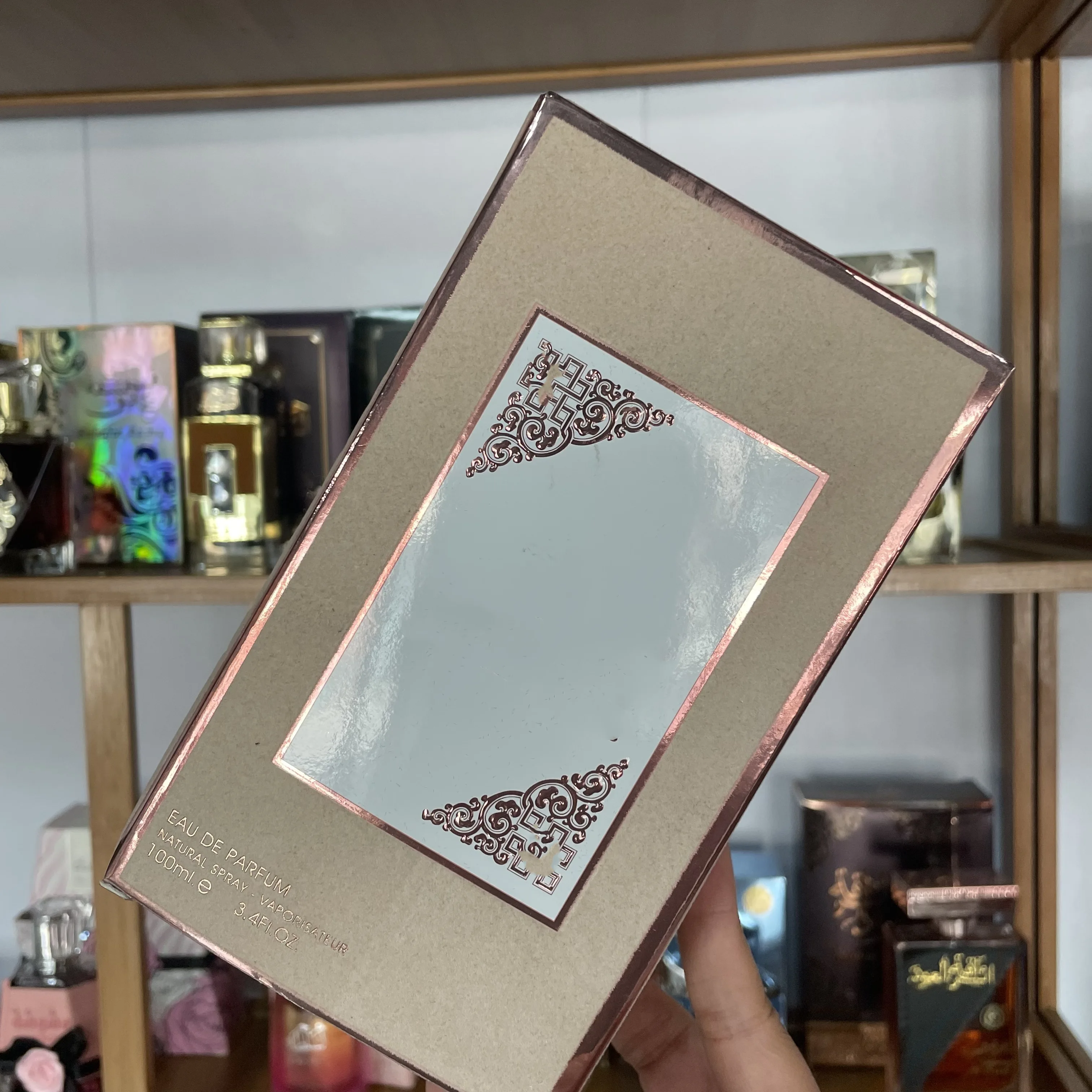 Factories manufacture free custom logos in large quantities   arab perfumes wholesale   wooden perfume box