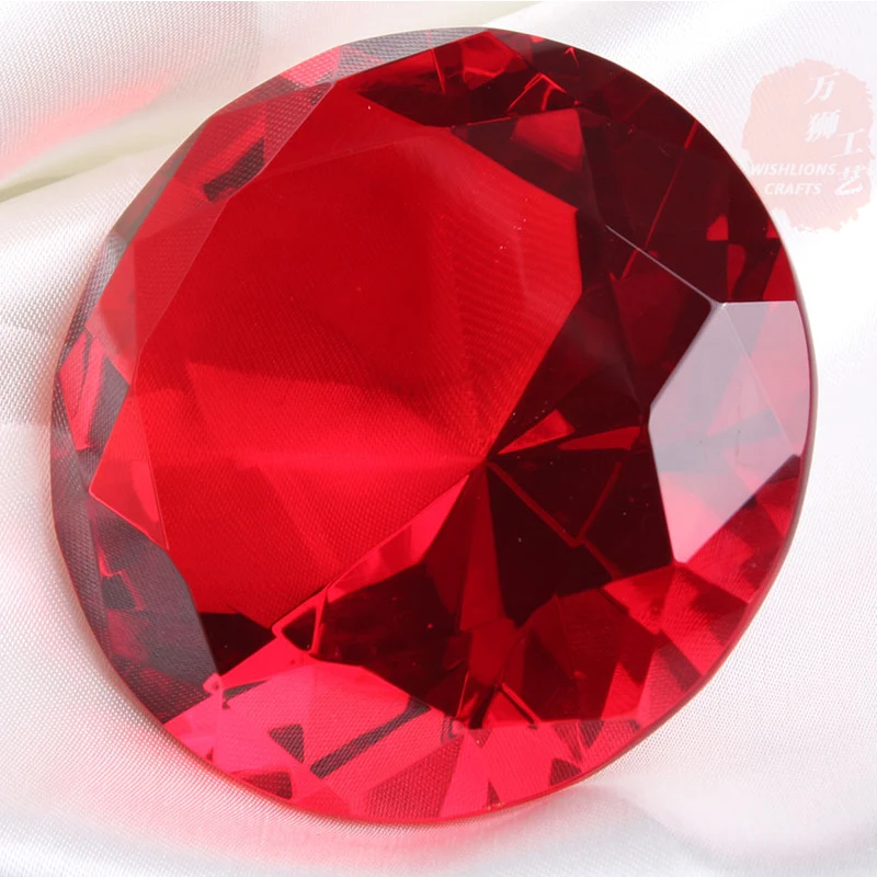 Factory Price Crystal Diamond 20 mm-200 mm Red Diamond Crystal Paperweight Large Crystal Diamond For Souvenir Decoration CDP-01R