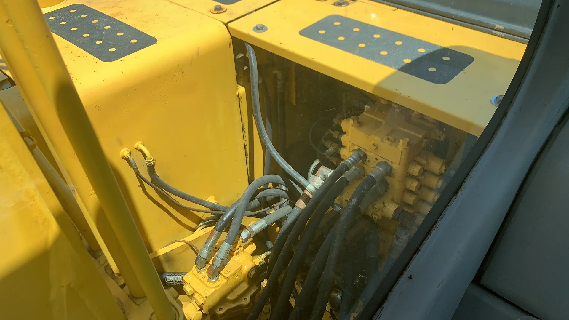 CE проверенный мини-экскаватор komatsu PC130 б/у тракторный экскаватор в