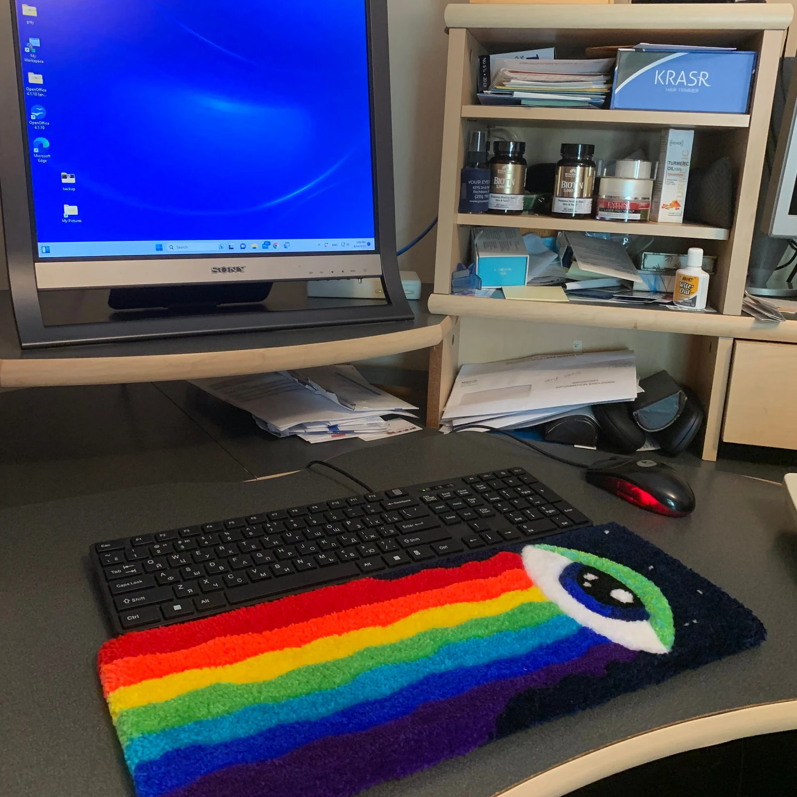 Customized Colorful Abstract Pattern Soft Keyboard Wrist Rest Easy Typing and Wrist Pain Relief pad for Office